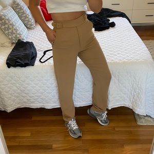 Aritzia Trousers - Like New